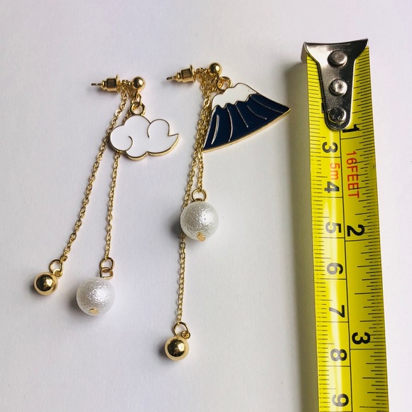 New! Japan Fuji Mountain & Cloud Drop Earrings. - Picture 4 of 4